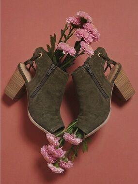 LC Lauren Conrad- Olive Green Faux Suede Open Toe Booties